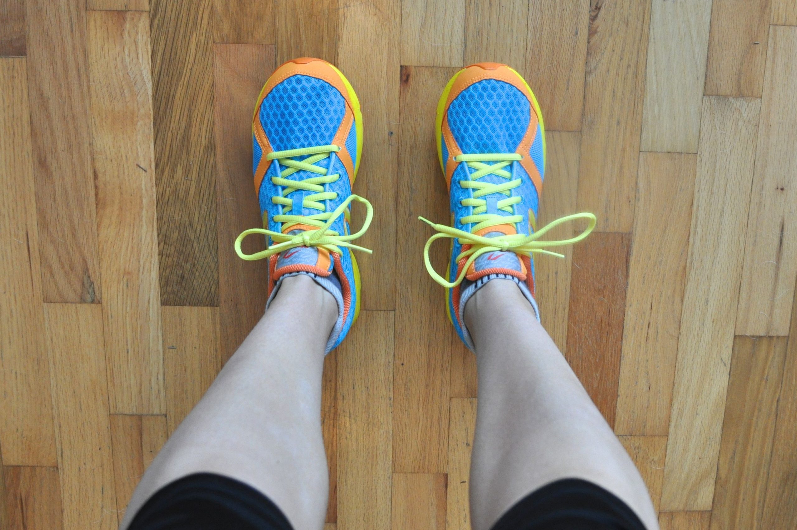 Comfortable women's walking shoes for wide feet - Reviewed