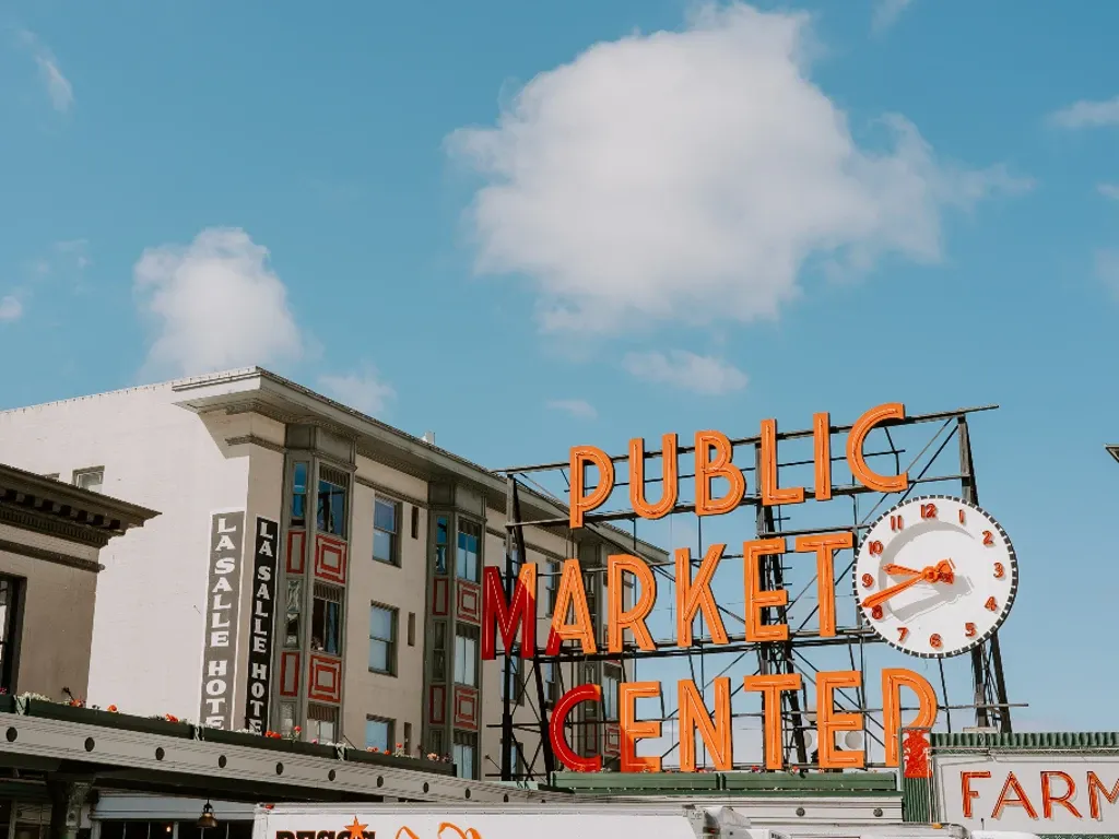 Where to Stay in Seattle - Guide to the Best Neighborhoods - The Planet D Best place to stay in seattle