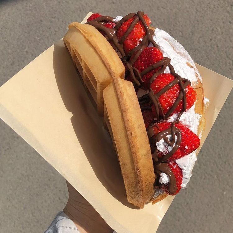 Best Eats at Disney World Magic Kingdom Must-Tries