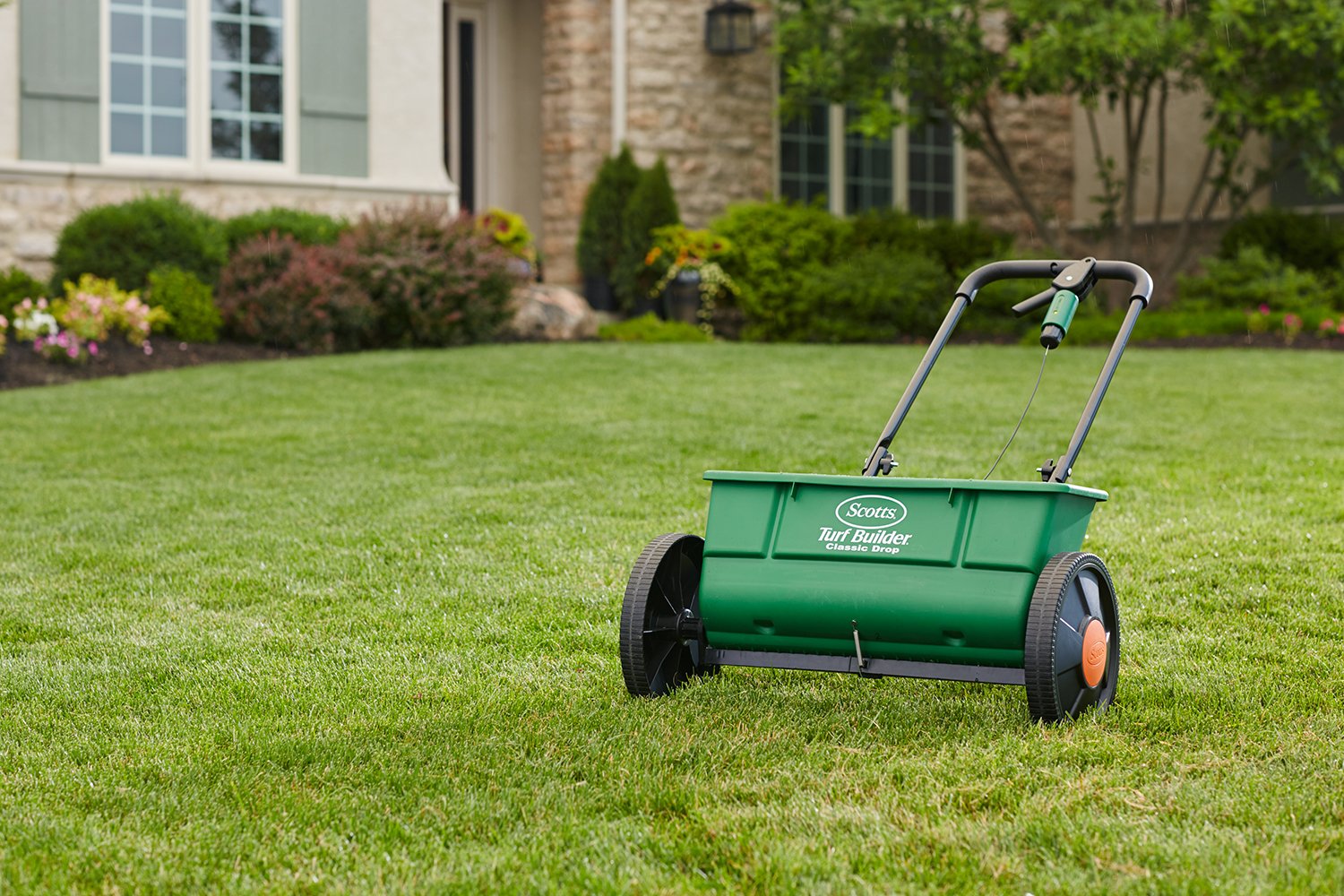 Beast Lawn Fertilizer Spreader 
		A reliable guide that assists lawn owners in selecting, setting up, using, and maintaining their fertilizer spreader for optimal results