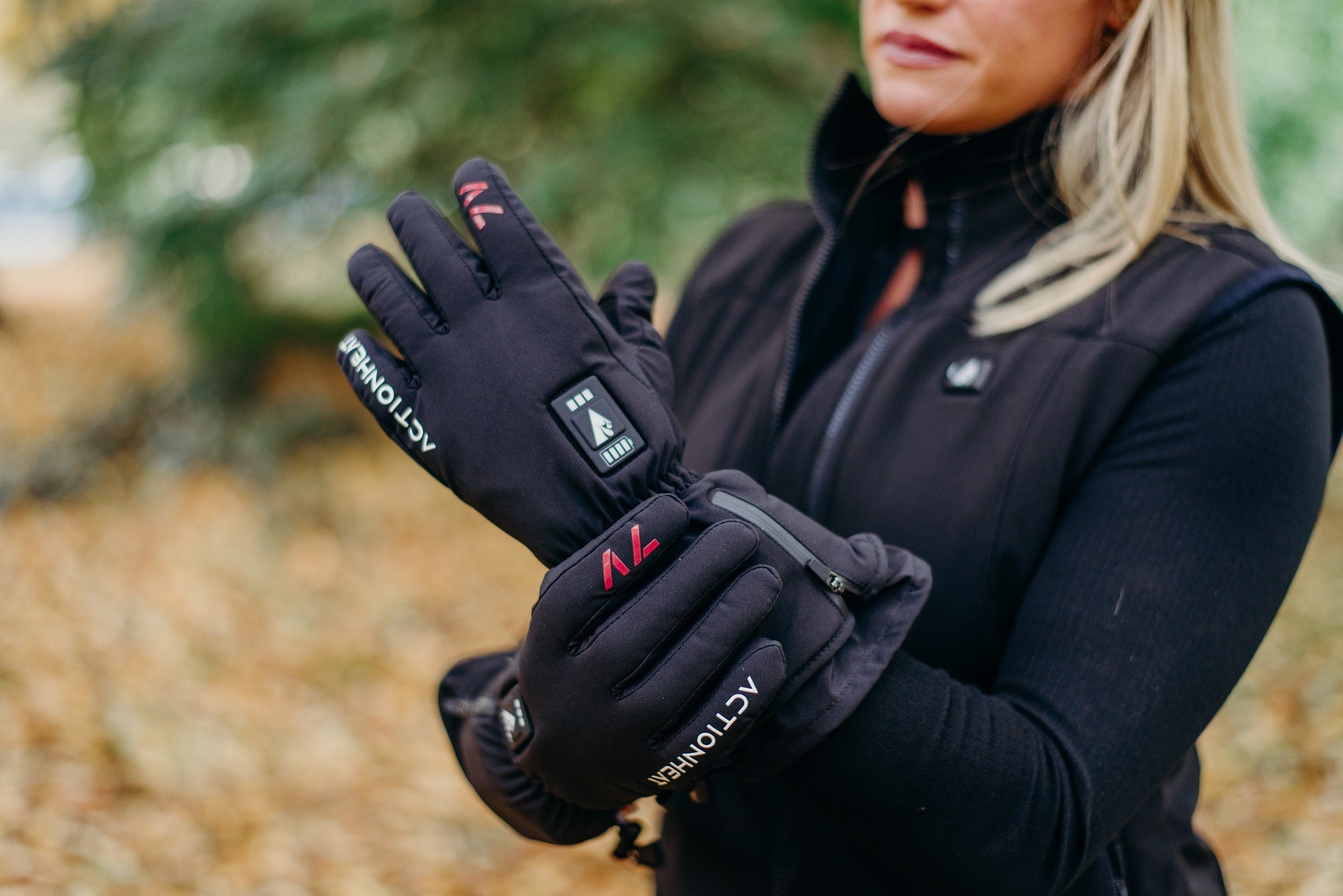 Best Heated Gloves for Women Suitable for Everyday Use