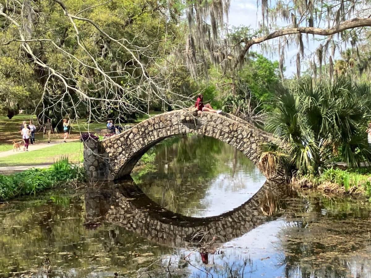 Best Neighborhoods to Stay in New Orleans Including French Quarter and Uptown