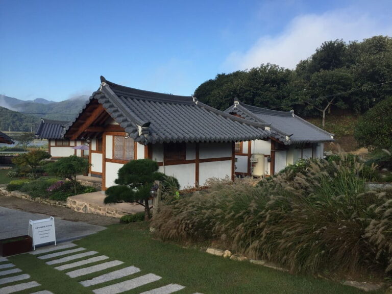 Where to Stay in Seoul: Best Areas for Each Travel Style Where to Stay in Seoul: Best Areas for Each Travel Style