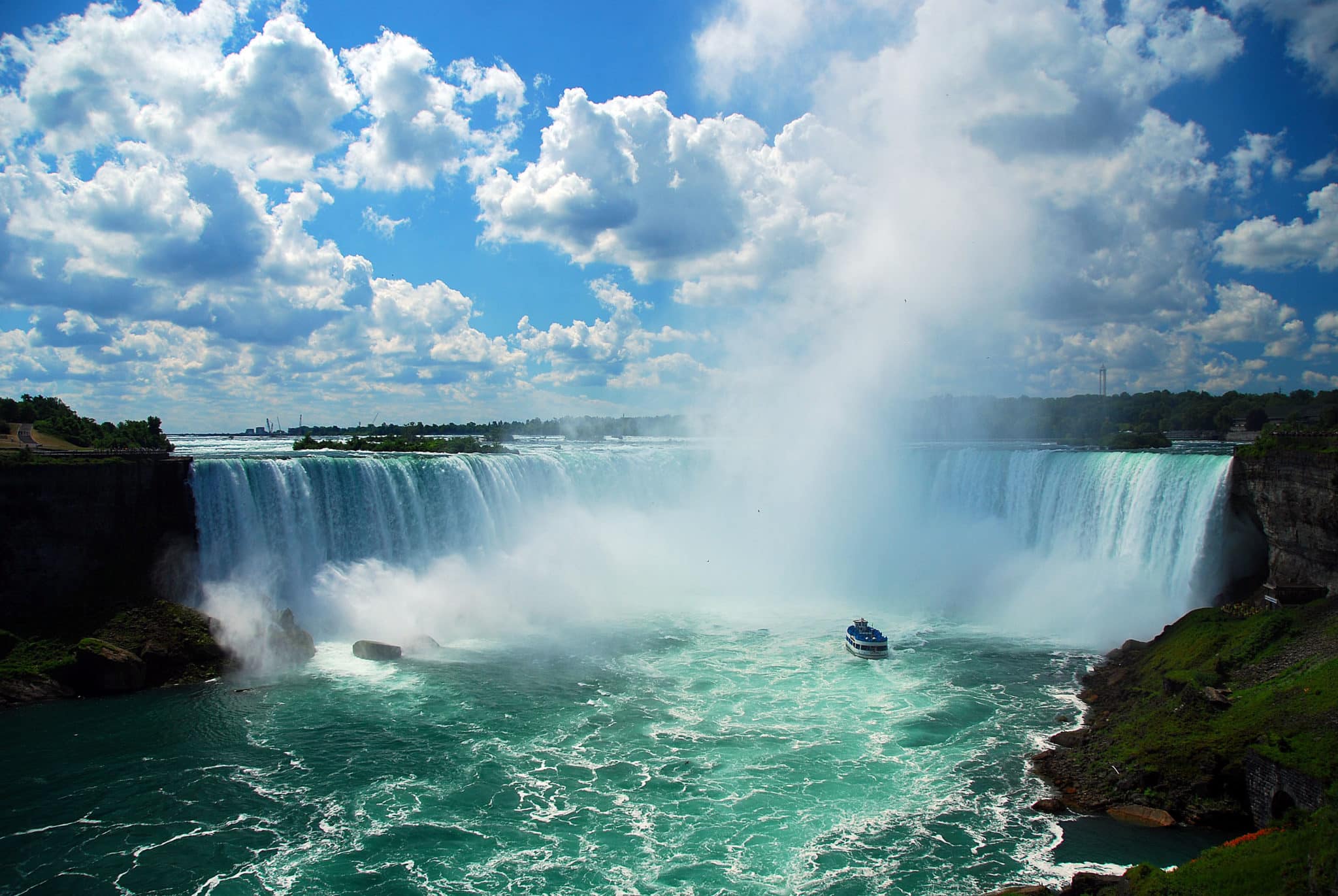 Best places to visit in canada