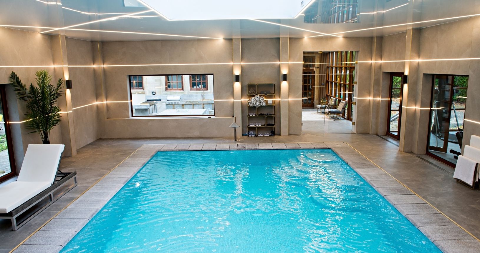 Best Indoor Pools Near Me for Ultimate Leisure