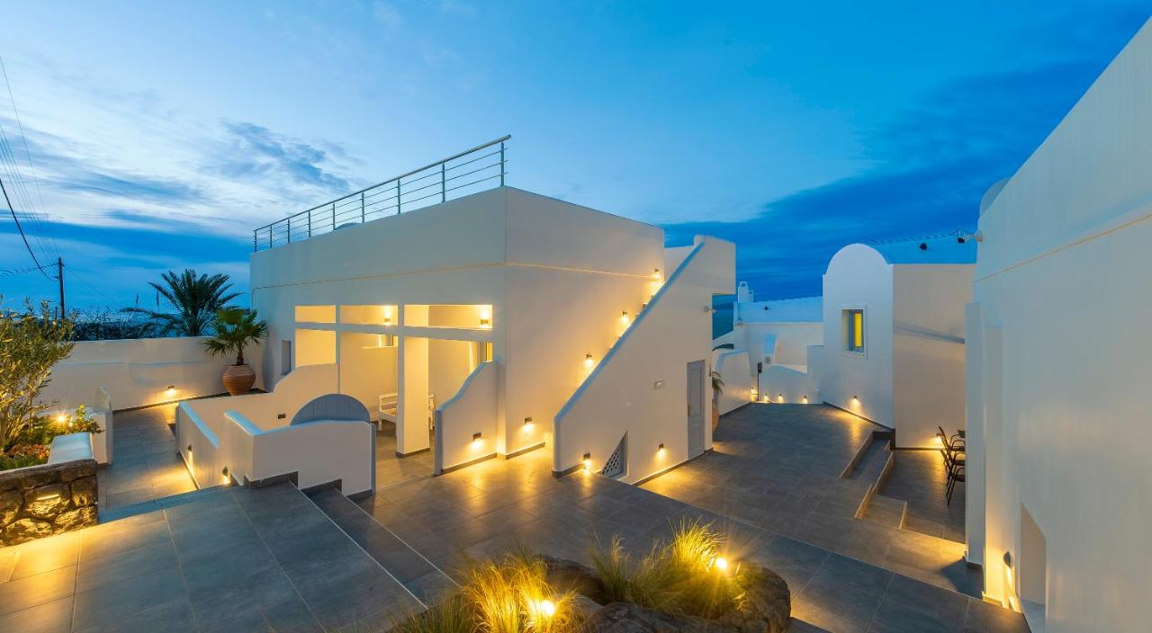 Best Hotels in Oia Santorini
