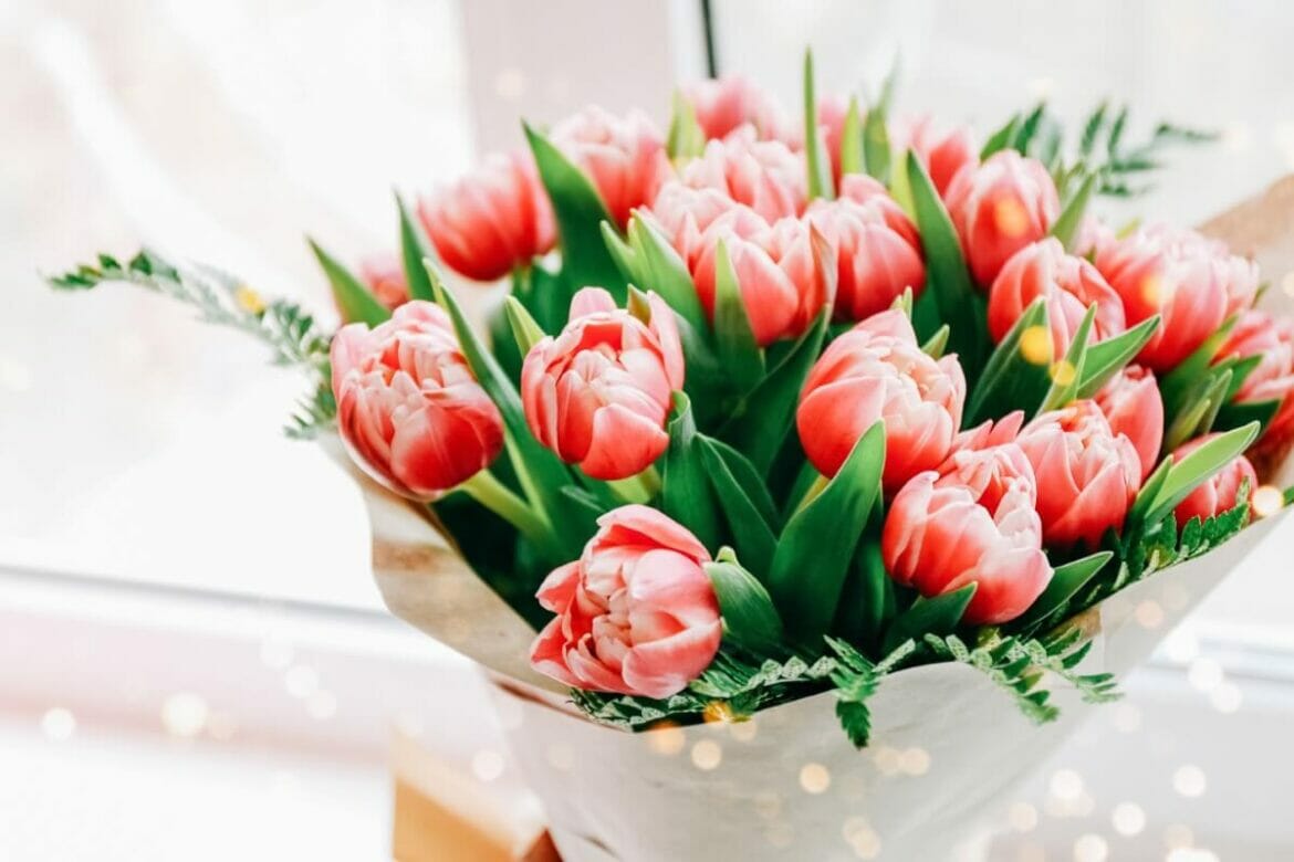 Best Flowers for Mothers Day Tips and Ideas