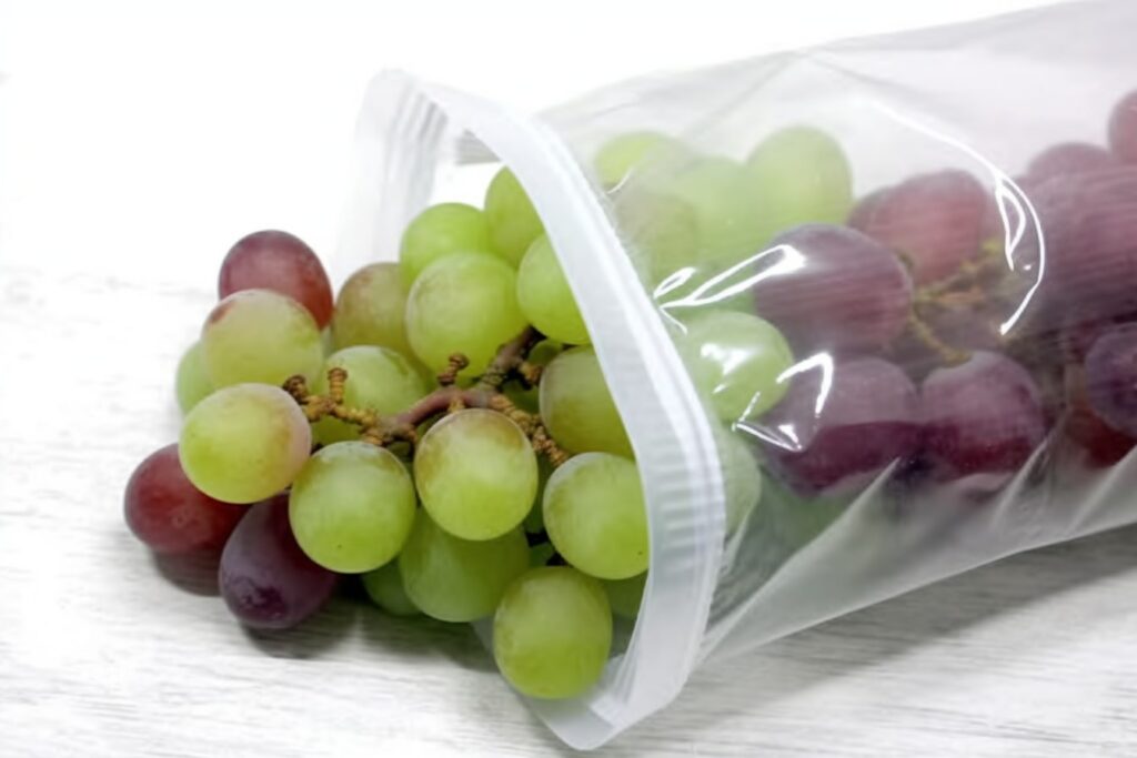 How To Preserve Grapes Longer - 12+ Best Ways To Keep Green Grapes Fresh Best way to keep grapes