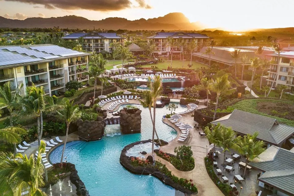 7 Luxurious Kauai Resorts for an Epic Hawaiian 2024 Vacation