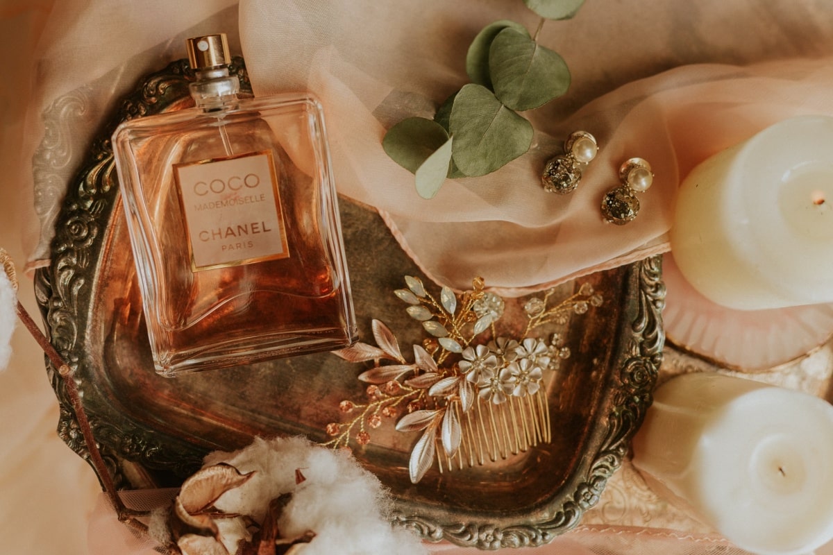 What is the Best Female Perfume for Summer