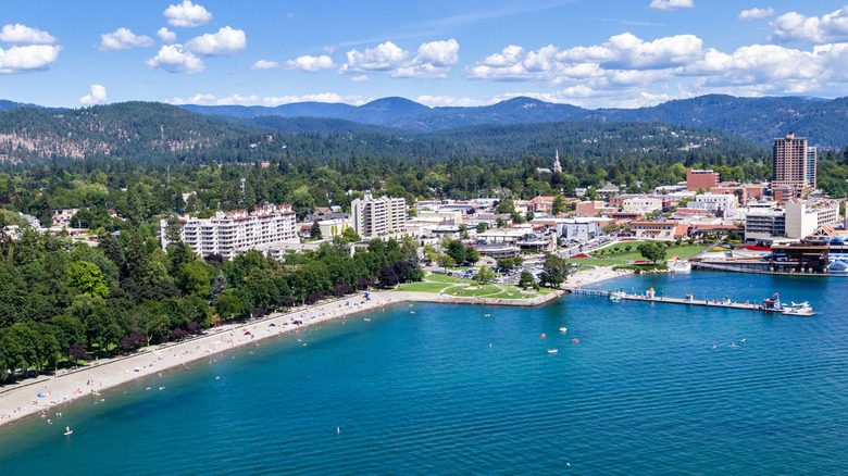 Best Coastal Towns in US
