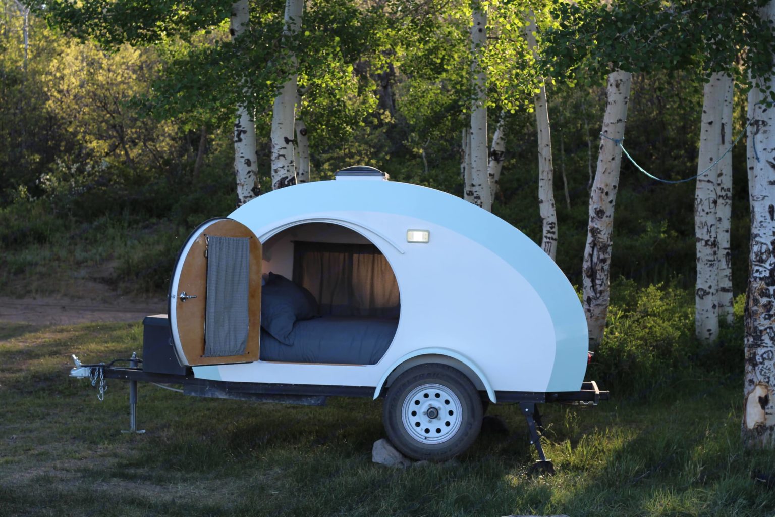 10 Small Pull Behind Campers to Buy This Year | Outdoorsy.com Best small pull behind campers