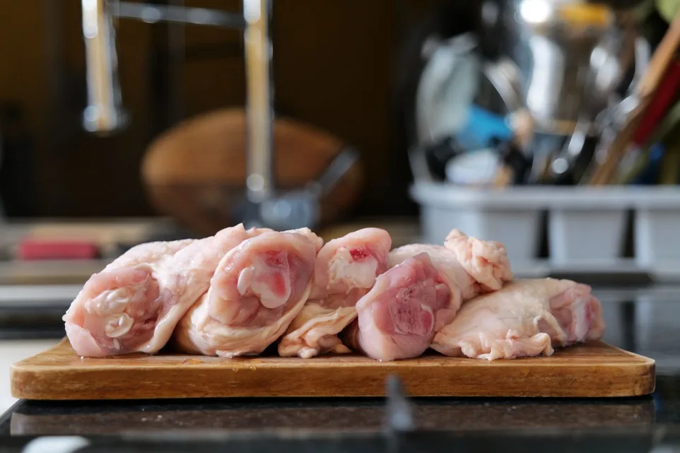 How to Defrost Meat: A Step-By-Step Guide : Recipes and Cooking : Food ... Best way to defrost meat
