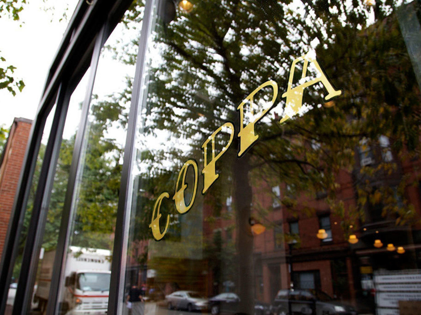Best Pizza in Massachusetts a Guide to the Top Spots