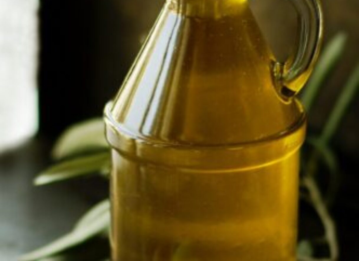 TOP 10 HEALTH BENEFITS OF OLIVE OIL Best time to drink olive oil for weight loss