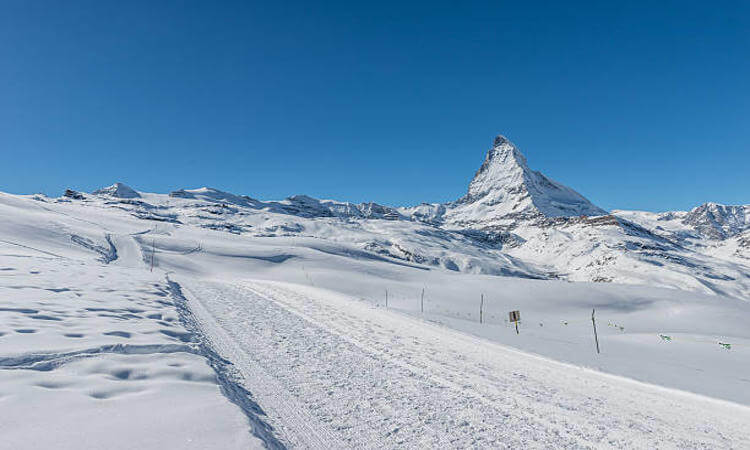 8 Best Ski Resorts in Vermont (2023-24) - The GPS Guide 8 Best Ski Resorts in Vermont (2023-24) - The GPS Guide